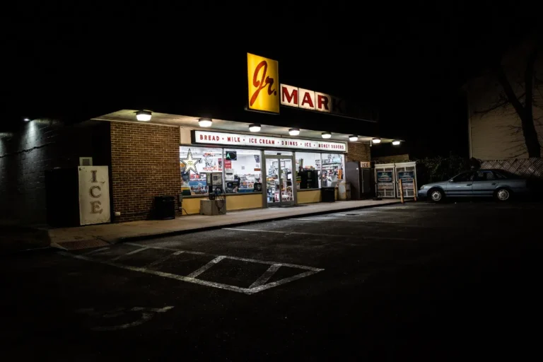 4 Smart Questions Missouri Businesses Should Ask Before Choosing an ATM Location