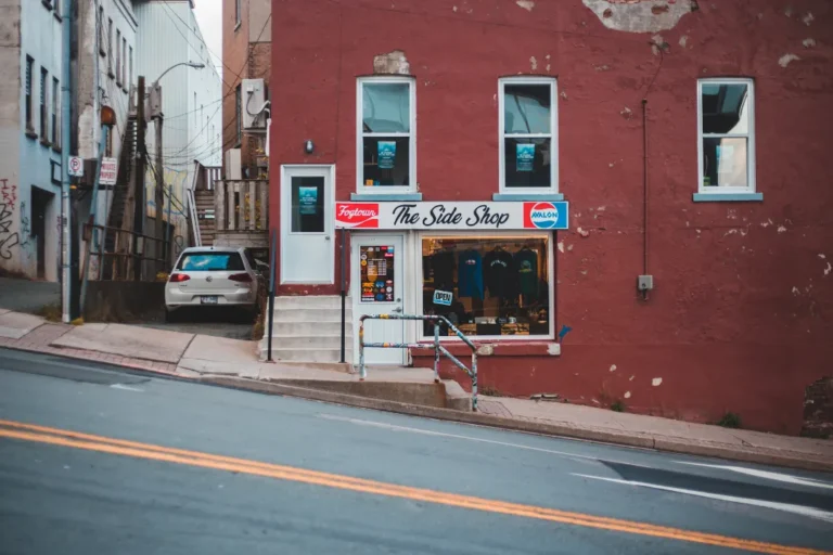 3 Practical Ways ATM Installation Can Strengthen a Missouri Business